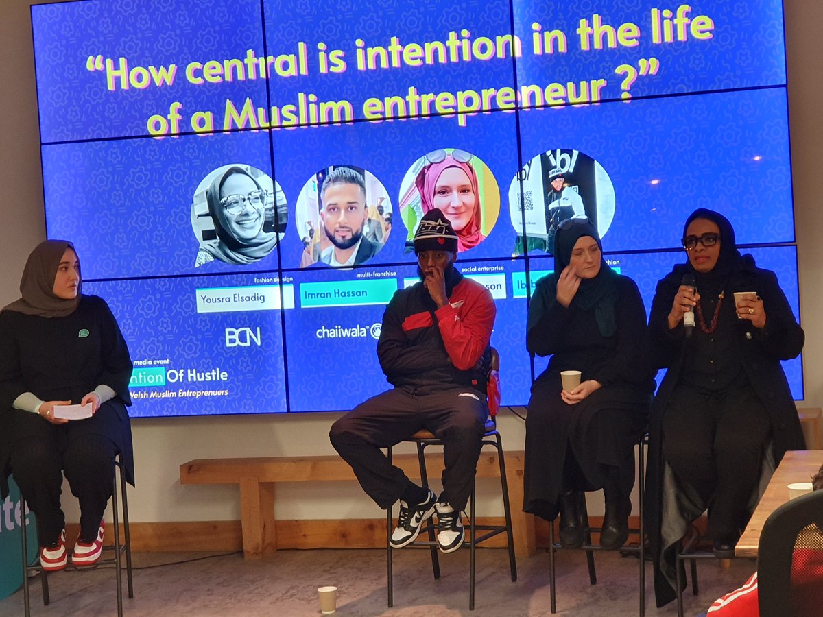 rahemaZ's tweet photo. Really enjoyed listening to @boutiquedenana Yousra Elsadig's story of success and how she began her fashion designer journey from a sewing class she took at @alwcymru    Great event by @NIAMmedia https://t.co/wS7aQPeTHh