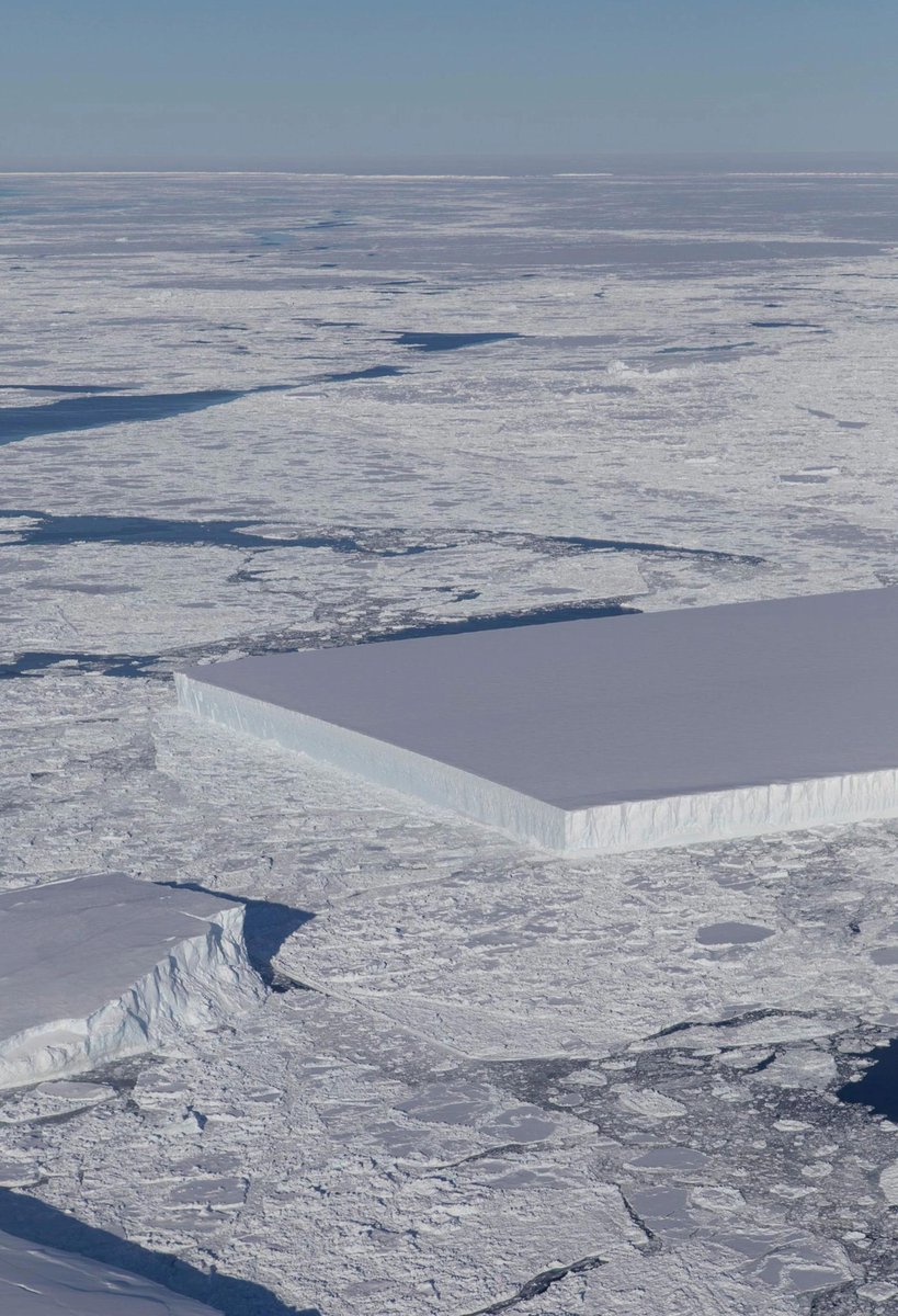 latestinspace's tweet photo. Throwback to this near-perfect rectangular cut of an ice shelve found by NASA in 2018 https://t.co/abkeTEKnIc