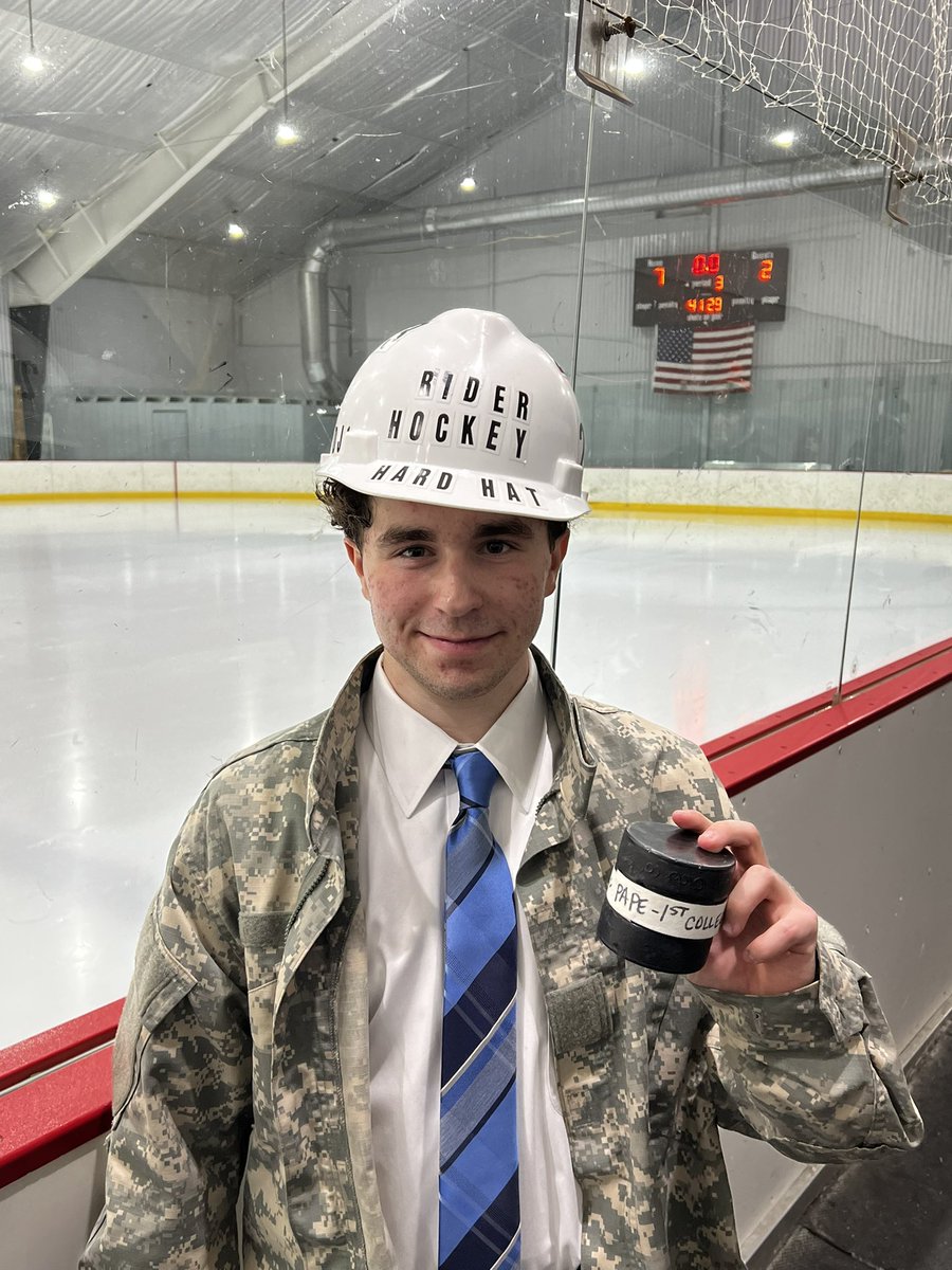RiderIceHockey's tweet photo. #hardhat and #rangerjacket honors to Pape. Solid offensive performance, nets his first collegiate hat trick. 5pt weekend - 4 goals and 1 assist
#RiderIce #TheBrotherhood #hatty https://t.co/lY8j6cqZjS