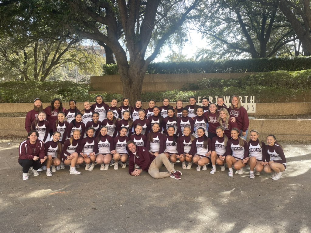 jeneckstrom's tweet photo. Best Principal ever @JamesCross12 supporting our @CincoCheer at State Competition in Ft Worth 📣📣🐾🐾 #CPOE #GoCougars! https://t.co/8ohpMfzl3p