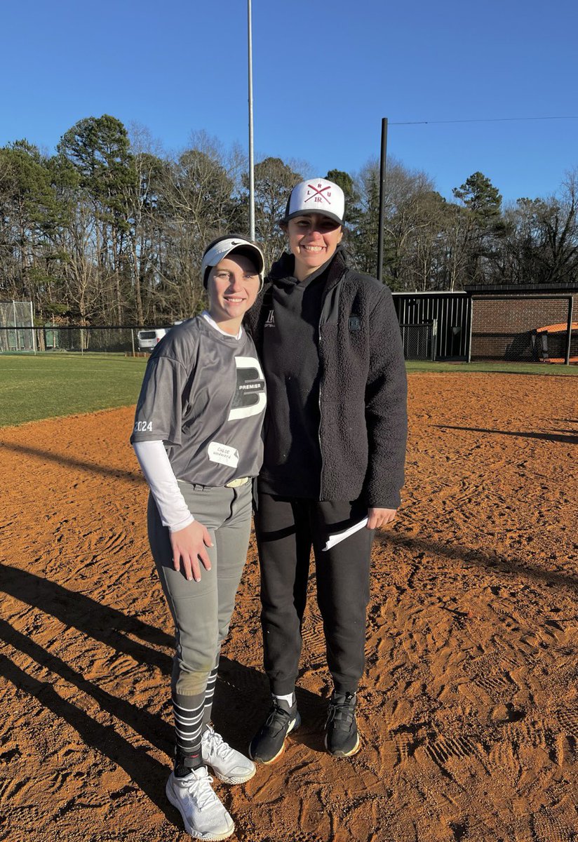 ChloeWoodward0's tweet photo. I had great time back at @LRSoftball ! Thank you @HollarShena, Coach Kenley, and players for a great camp! I can’t wait to be back! @BanditsNc https://t.co/xvZynJrD3S