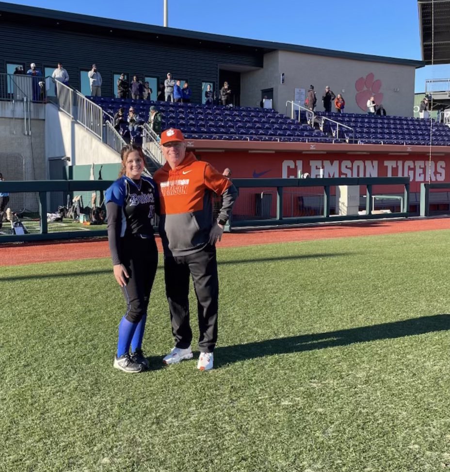Thank you <a href="/rittmanjohn/">John Rittman</a> for having Our catcher <a href="/reaa_smithh2027/">Reagan Smith</a>. She showed out at the <a href="/clemsonsoftball/">Clemson Softball 🥎</a> camp today!! <a href="/SBRRetweets/">Softball Recruiting Reposts</a> <a href="/ImpactRetweets/">Impact Promotions</a> <a href="/IHartFastpitch/">I❤️Fastpitch</a> <a href="/CoastRecruits/">Coast 2 Coast Recruits</a> <a href="/BoostSoftball/">Recruiting Boost Softball</a>