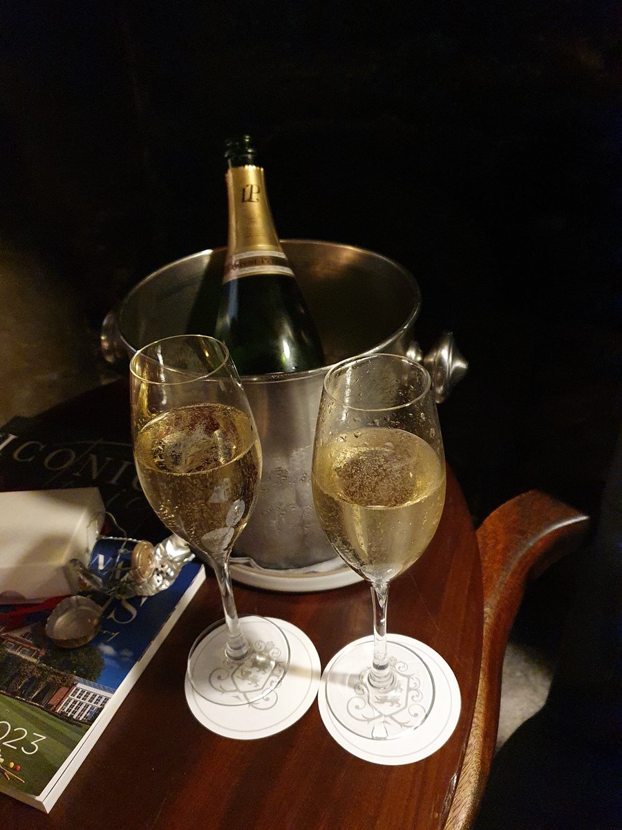 Kat Arney tweet media