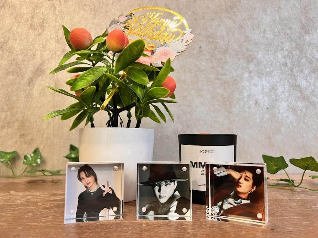 kaifansnyc's tweet photo. Stop by Kai-fรฉ NYC today for a chance to enter our raffle to win a full #KAI album set and these acrylic photo blocks๐ We're open until 9PM.
#KAIFE #kaifeNYC @kaifeglobal @weareoneEXO #KAIDay2023 https://t.co/QVnJwtYMkD