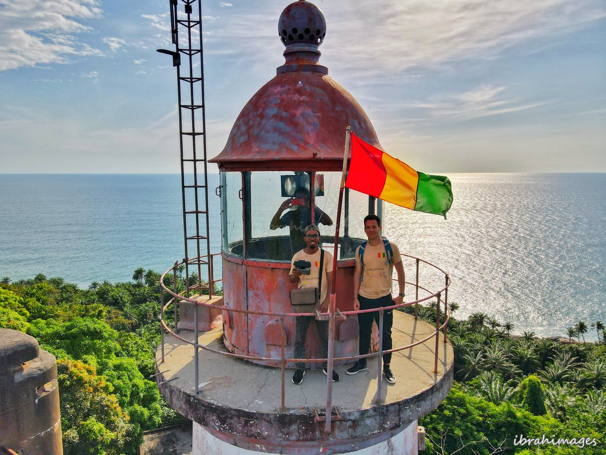 ibrahimhotep's tweet photo. ⚠️ Thread Tour de Guinée ⚠️ : 

Les îles de Loos 

Petit archipel au large de Conakry, formé de trois îles principales et quelques petits îlots. Désormais 6e commune de la capitale, elles constituent néanmoins un lieu de paradis et d'histoire loin du tumulte du reste de la ville https://t.co/lxowd1Uids