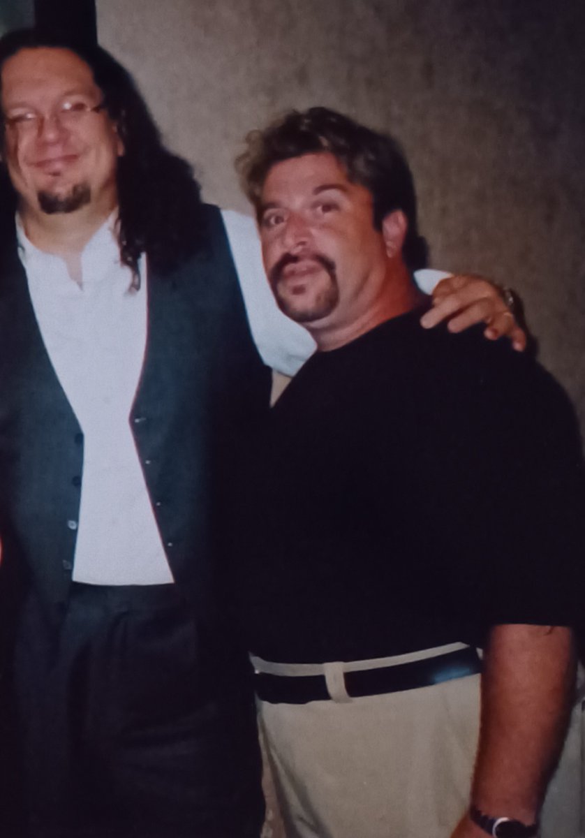 parkerandtheman's tweet photo. I saw Teller tweet out that TONIGHT at their @RioVegas show will mark 30 YEARS since they began their #magical run in #LasVegas so I do have this. We got to hang with Penn at Rio when Penn was doing his CBS radio show on our 97.1 Detroit. I still miss #MonkeyTuesday ! Funny bit https://t.co/Wv0odcZdWI