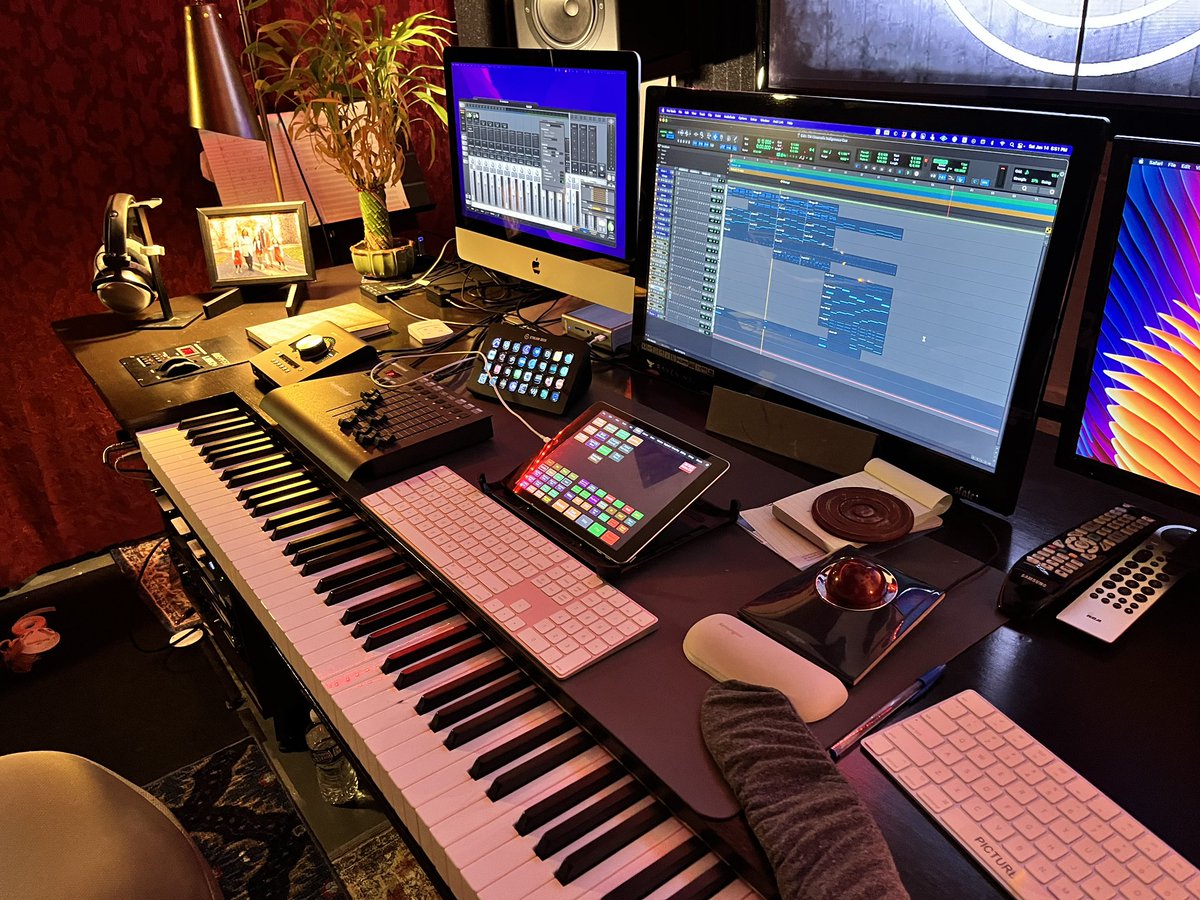 IamAntRodriguez's tweet photo. Writing a cinematic indigenous track for a publisher. This one is exciting. #composer #filmcomposer #musiccomposer #musicproducer #musicproduction #musicforfilm #musicformedia #fyp #seemystudio #anthonyrodriguez #recordingsession #thewritingroom https://t.co/RBuw3z8vNU