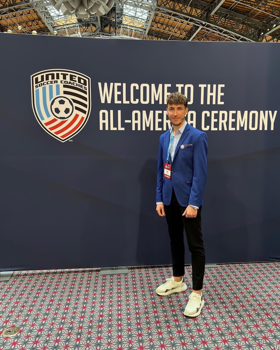 SFBKTerriers's tweet photo. Incredibly proud of our very own Sokol Ymeraj for being honored as a SCHOLAR ALL-AMERICAN at the @UnitedCoaches convention! https://t.co/LhK2FIGHWR