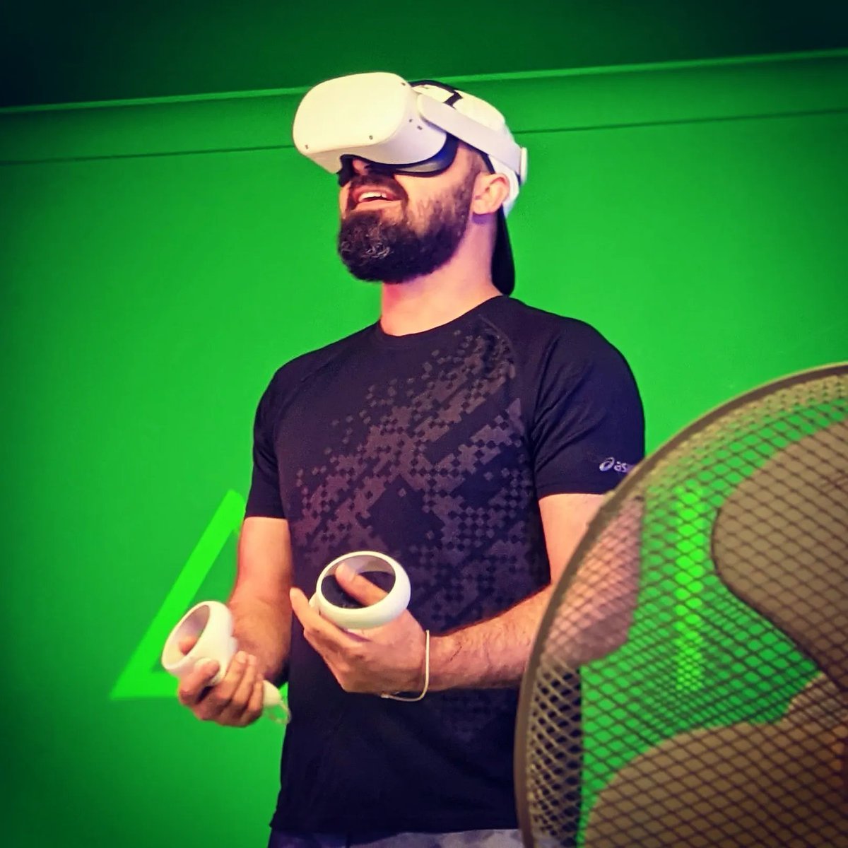 HeyFalcon tweet media