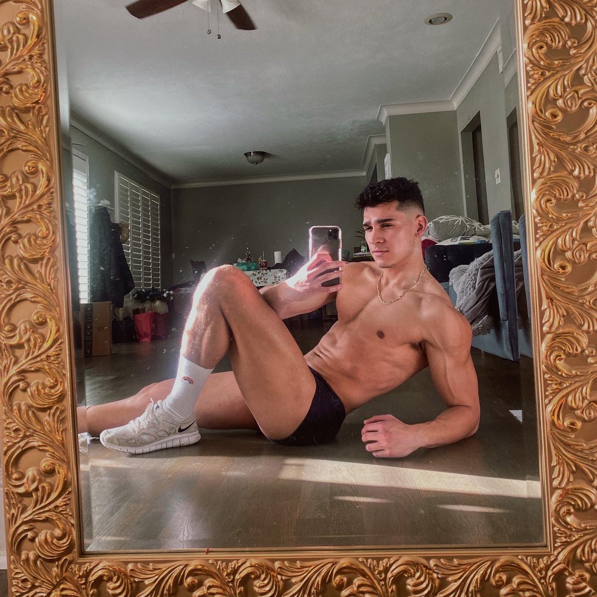 weebs with pretty privilege tweet media