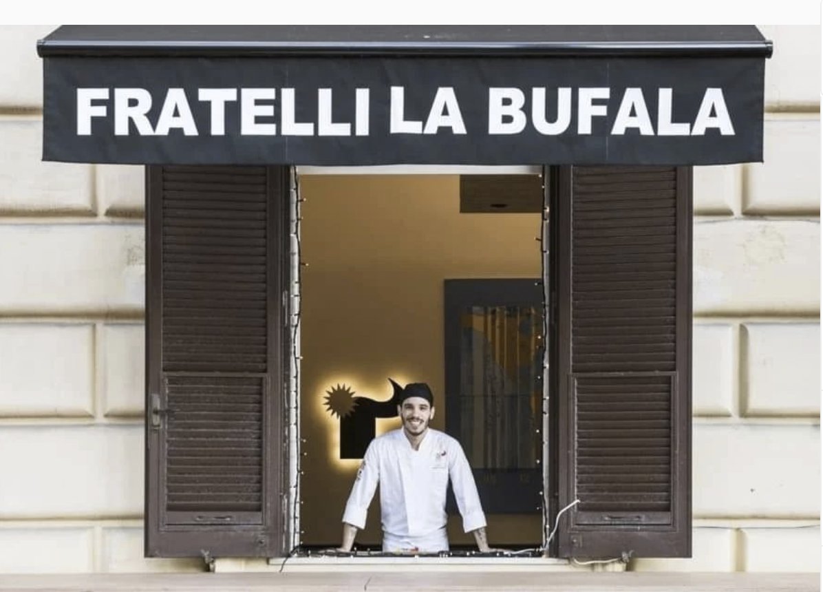 FratelliBufala's tweet photo. FRATELLI LA BUFALA - NEW OPENING IN SCOTTSDALE, ARIZONA  https://t.co/4MIXVoHe9P 

#pizza #dinner #pizzalovers🍕 #paradisevalleyaz #oldtownscottsdale #foodblogger #cuisine #Food #scottsdalefoodie #miam #yummy #Instagood #scottsdalepizza #italianrestaurant #delicious #foodporn https://t.co/qUoOoMdgnI