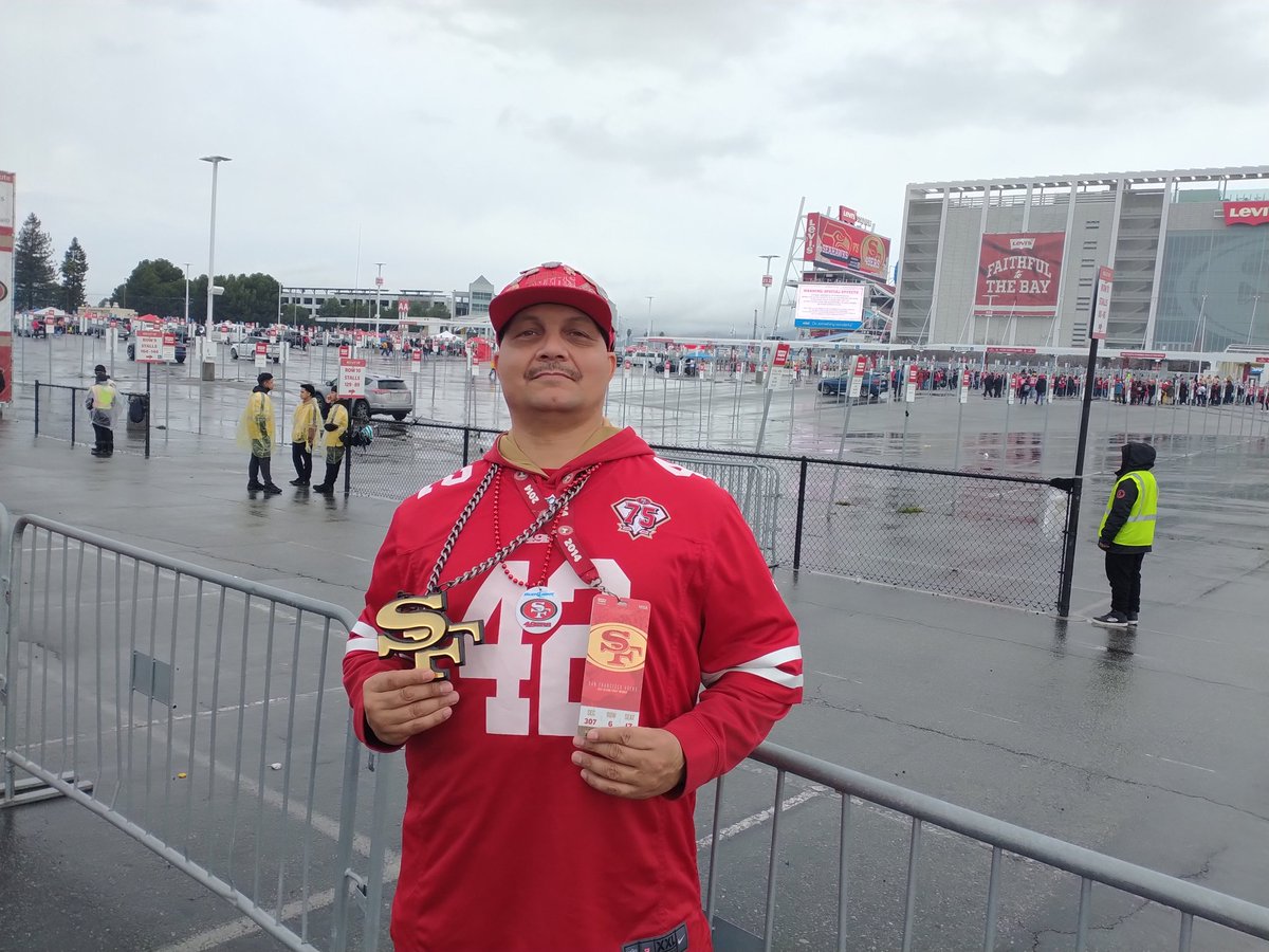 CODESOFWAR's tweet photo. Playoffs Let's Go Niners! https://t.co/fXpHnyUnnL