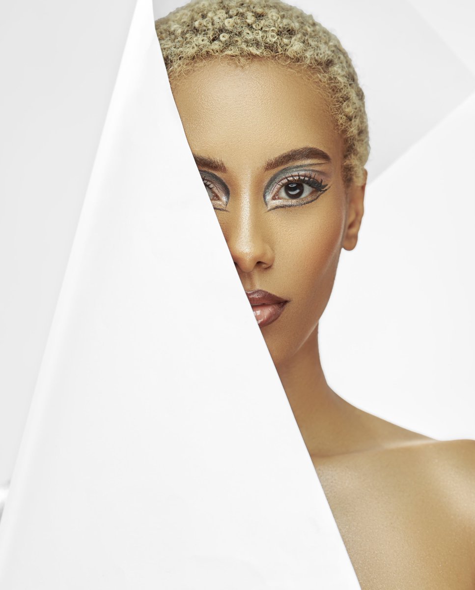 seun_oderinde's tweet photo. Evolving• 

My latest project. Kindly retweet https://t.co/nVB6ddYs8M