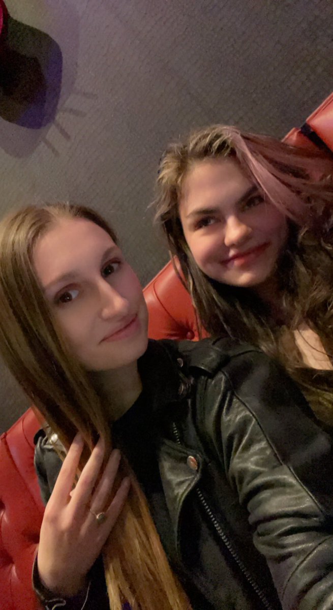 BabyBlue2198's tweet photo. Goddess dinner. Who wants to cover what we spent last night #paypig #paypigslave #slave #findom #findomme #findomgoddess #goddess #payslave https://t.co/RfWKOAcucj