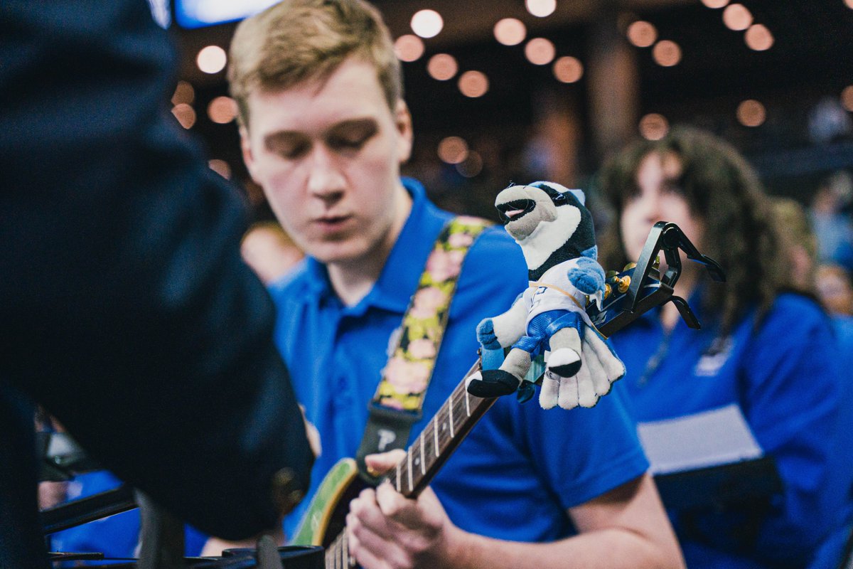 BluejayMBB's tweet photo. It's time to 🤘🎸‼

#GoJays https://t.co/MOHoLSxLvu