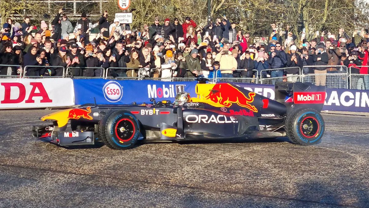 BarkyPhotos's tweet photo. Max Verstappen at the Red Bull homerun.
#redbull #redbullracing #redbullf1 #redbullhomerun https://t.co/u63dE4uQlY