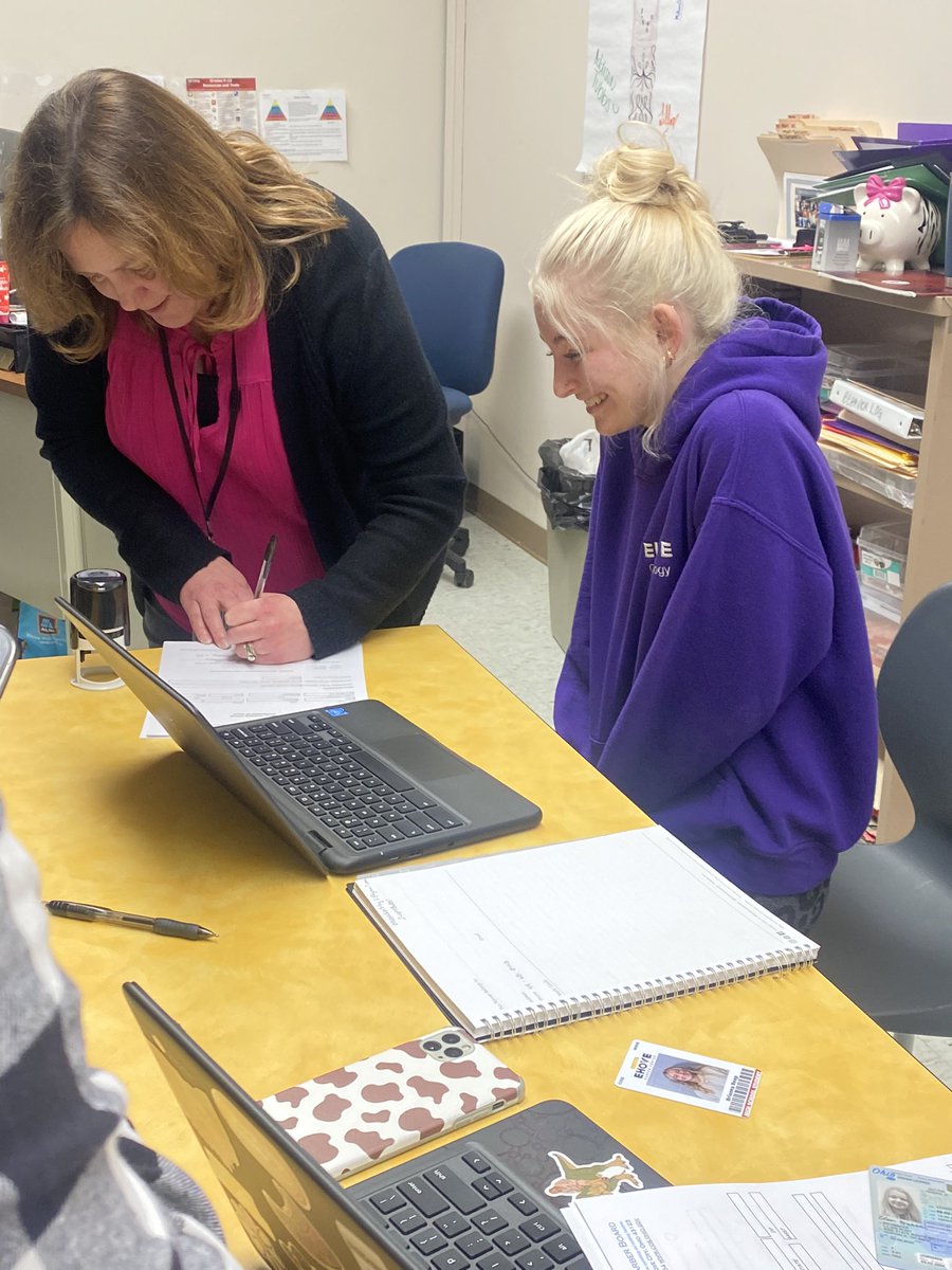 EHOVEcos's tweet photo. CONGRATS to our three girls, Emma, Lilly B. and Brianna for applying for their state board test ✨🥳
Best of luck girls! 💜
Although we’re sure you won’t need it 😉
#EHOVEvips #STATEBOARD #PROUD https://t.co/ib0ZG4s7M8