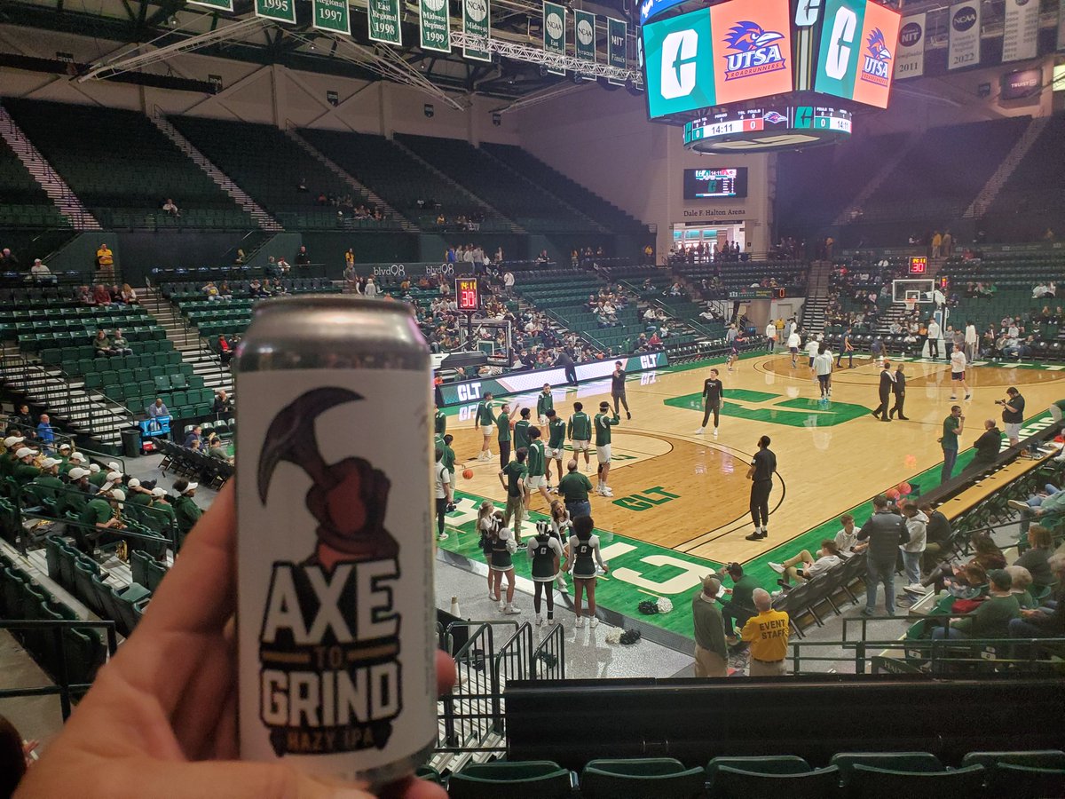 A great combo:  <a href="/CabarrusBrewCo/">Cabarrus Brewing Co.</a> Beer and <a href="/Charlotte49ers/">Charlotte 49ers</a> Basketball