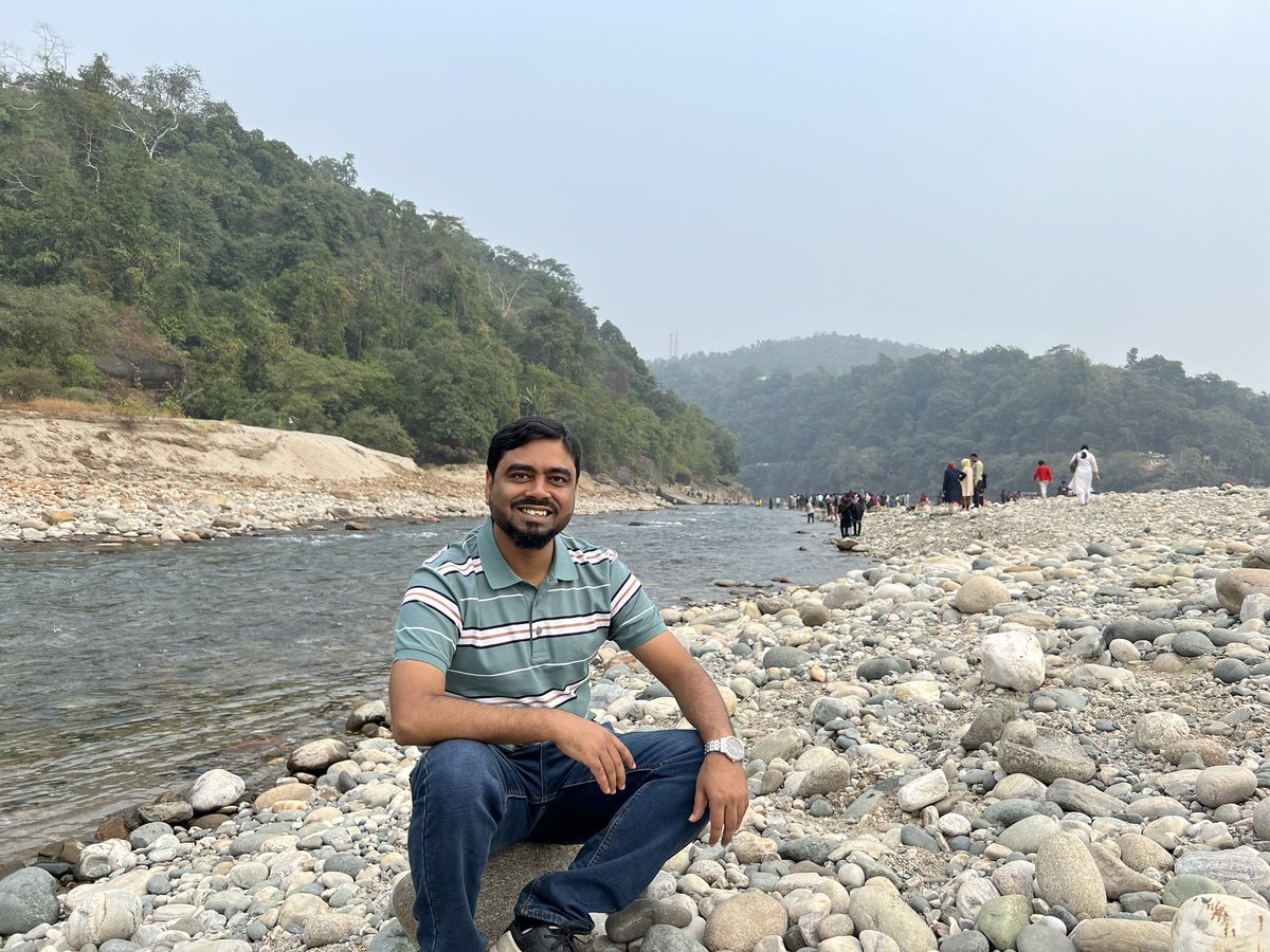 wahid236's tweet photo. Where you feel the circumstance &amp; you  made from the same composition the SOIL. https://t.co/k59HPrBgKF