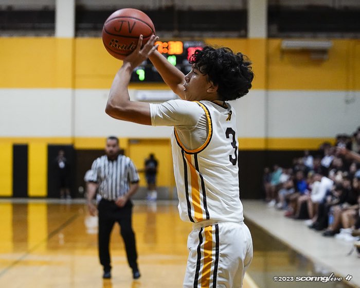 Unreal Game and Great Environment. Congrats to the Mililani boys on another regular season win! Jayden Kipapa balled. Ballers ball!