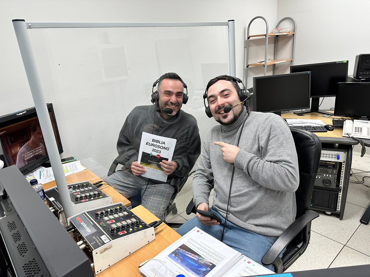 Y aquí en <a href="/TENtv/">TEN TV</a> estamos ya listos y felices <a href="/luismesacabello/">Luis Mesa ۞</a> y un servidor para contaros todo lo que ocurra en el #eurosong2023 además de un montón de curiosidades, datos y mucha música. 
CONECTA con nosotros en directo a las 20:20h y comenta junto a nosotros con #EuroTEN