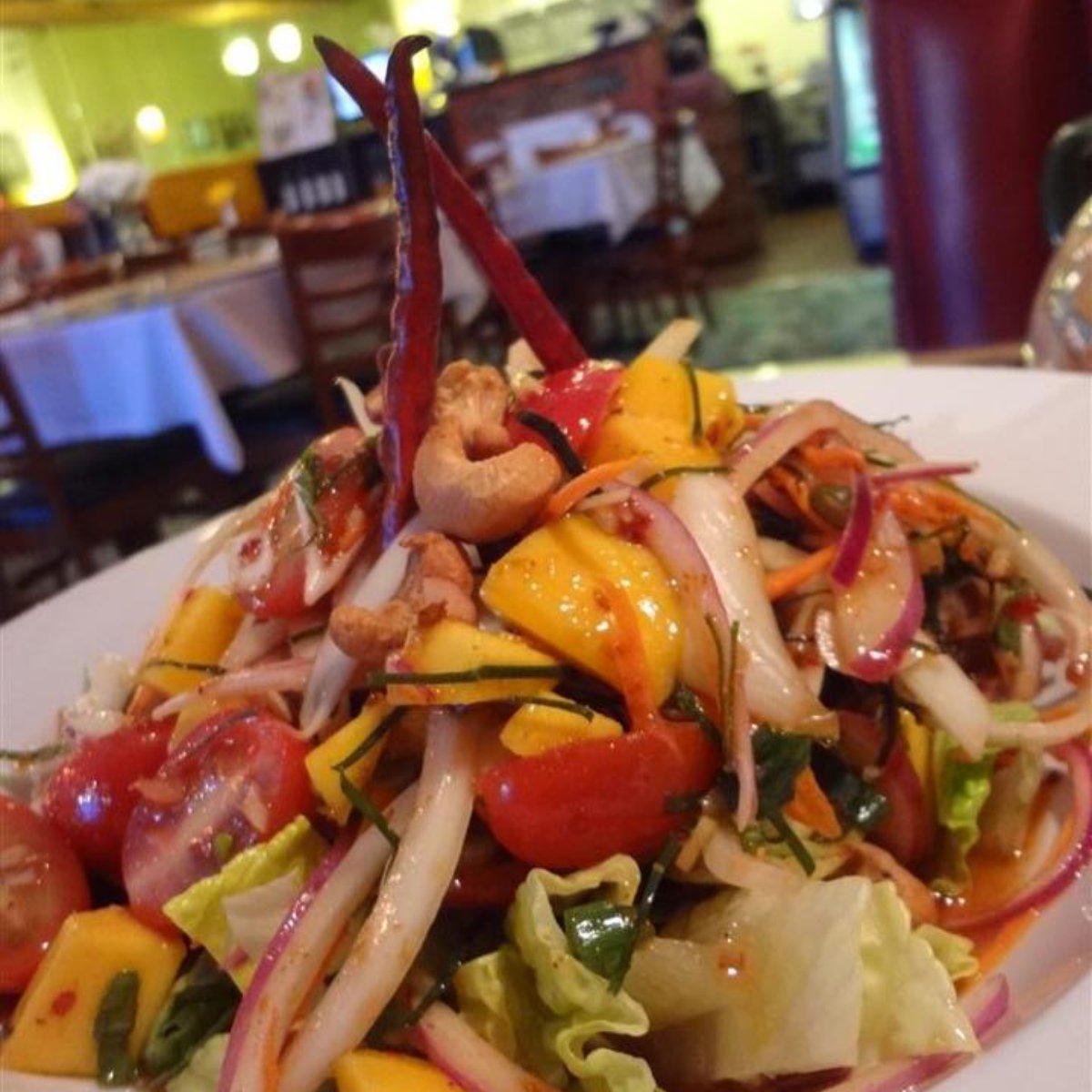 Weerathai's tweet photo. If you think this plateful looks good on screen, you should see it in person! Try our authentic Northeastern Thai cuisine the next time you're craving a great meal in Vegas. https://t.co/TogMqTRn6A