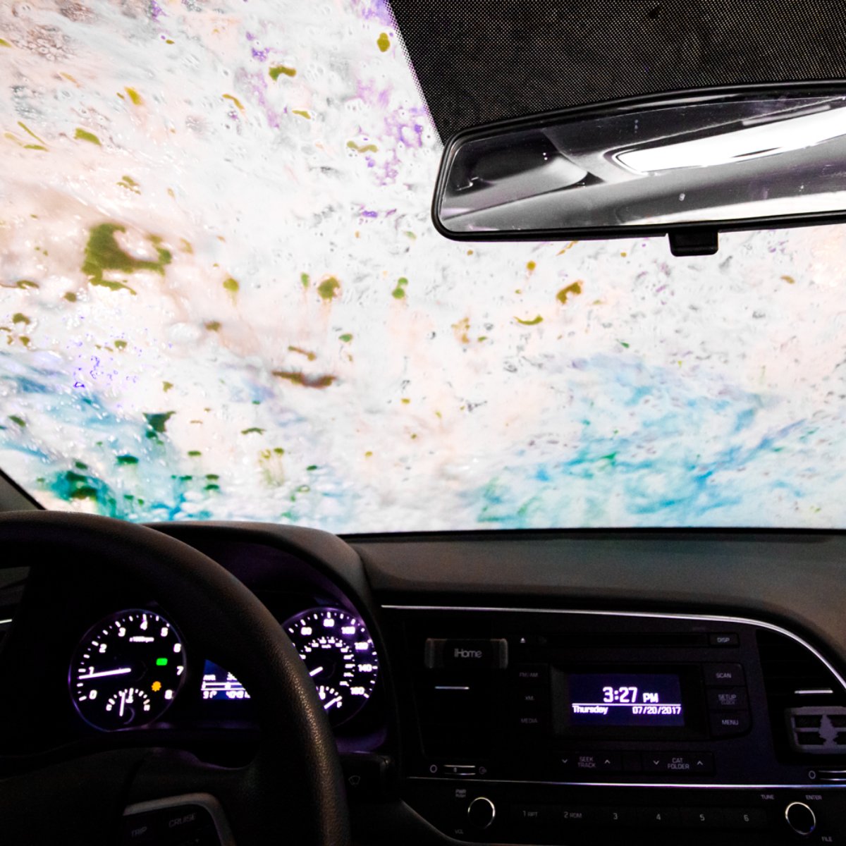 LakeExpressWash's tweet photo. Car maintenance goes beyond oil changes and tune-ups. Keep your vehicle's exterior in top shape with regular car washes! https://t.co/3HkZZBAYPz