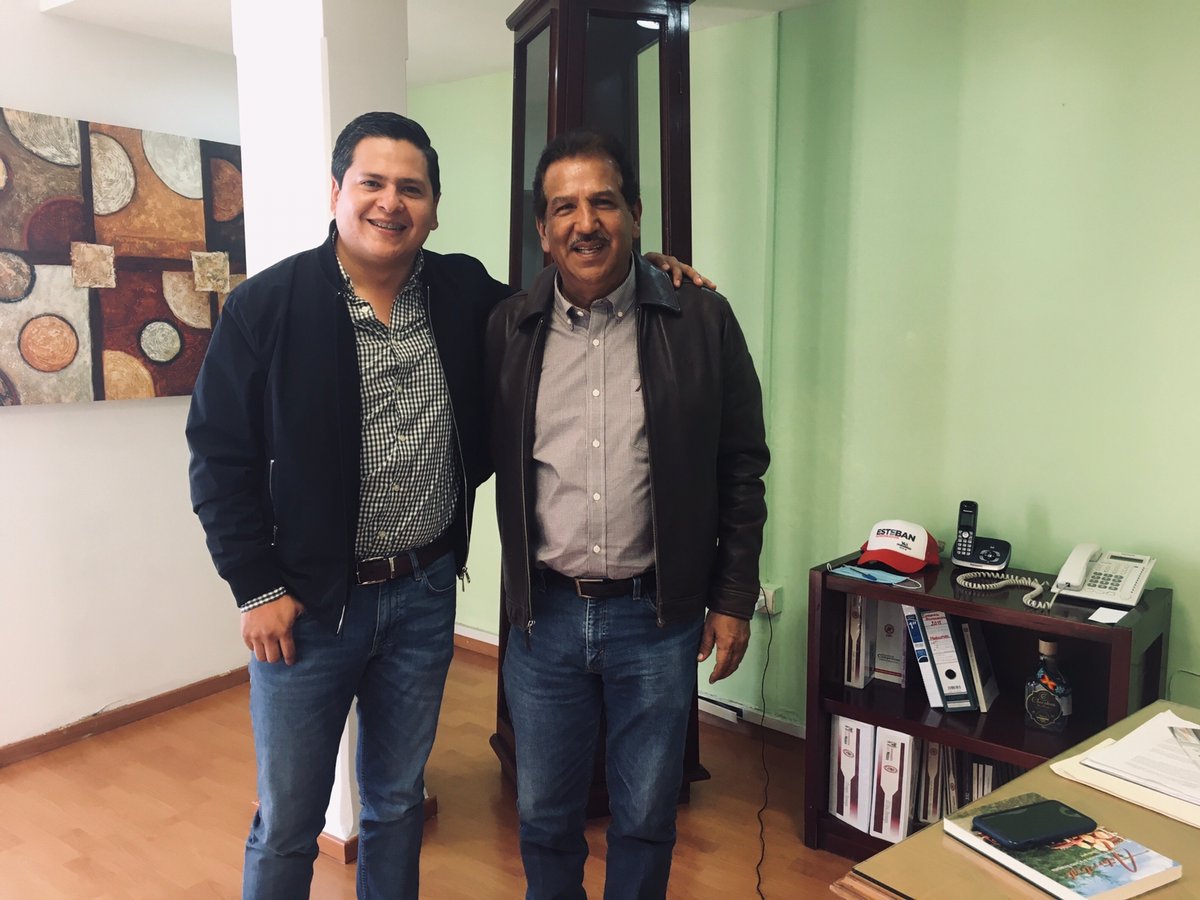 Gracias Presidente! Adrian Chaparro por la visita a tu organizacion CNC Durango y por la grata charla que hemos tenido con temas de gran interes para la gente de tu bonito municipio Pueblo Nuevo! En Horabuena Presidente!!