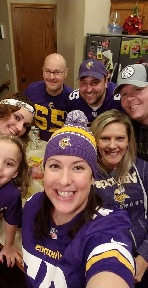 kellijean27's tweet photo. @Vikings @mysticlake Celebration after the #MinneapolisMiracle !! https://t.co/vOYgH9RTZB