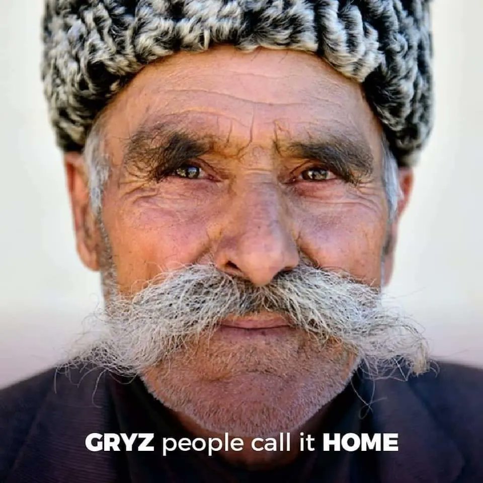 NahidGuluzade's tweet photo. Azerbaijan is a multinational country, the cultural, ethnic and religious diversity of society is our great asset. More than 120 nationalities live in #Azerbaijan We do not divide people into religions and nationalities, we respect everyone. #wecallithome ❤️🇦🇿 https://t.co/3ntAxAWg2v
