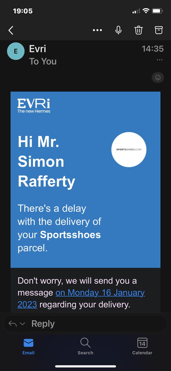 SimonRafferty's tweet photo. #Evri New name, same crap service! https://t.co/4xnd9oUiT0