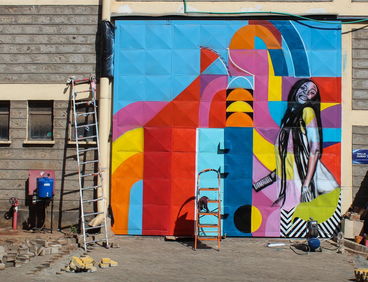 Creating a master piece for @_africanoriginals
Messy art space. But from chaos of paints, emerges beauty😂

This project solely called for airbrushing technique

#airbrush #spraypaintart #murals #grafitti #airbrushing #artist #airbrushartist #colors #nairobi #artistoninstagram