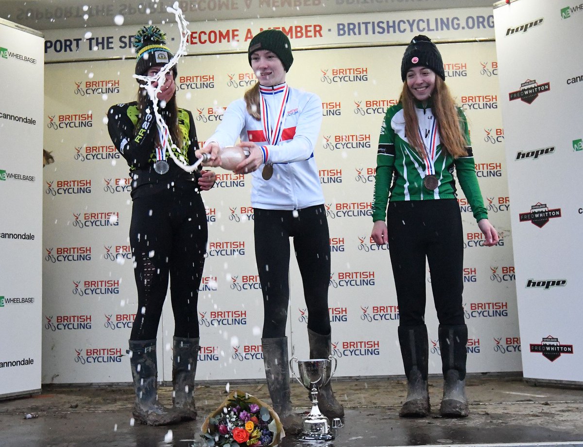 VeloUK's tweet photo. British Cyclocross Championship Podiums
UNDER 14 BOYS
1. Gus Lawson
2. Noah White
3. Leon Parker
UNDER 16 BOYS
1. Innes McDonald
2. Leon Atkins
3. Mackenzie Riley
Presented by @RotorRace @velotech_uk #cbear #closehtegap @UKRotor https://t.co/tKYAnzwMaN