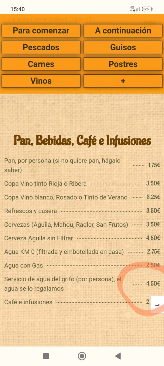 Observa con atención la carta de este restaurante de Pedraza (Segovia). No soy protestón pero, si pasara por allí, les pediría la hoja de reclamaciones sin dudarlo.