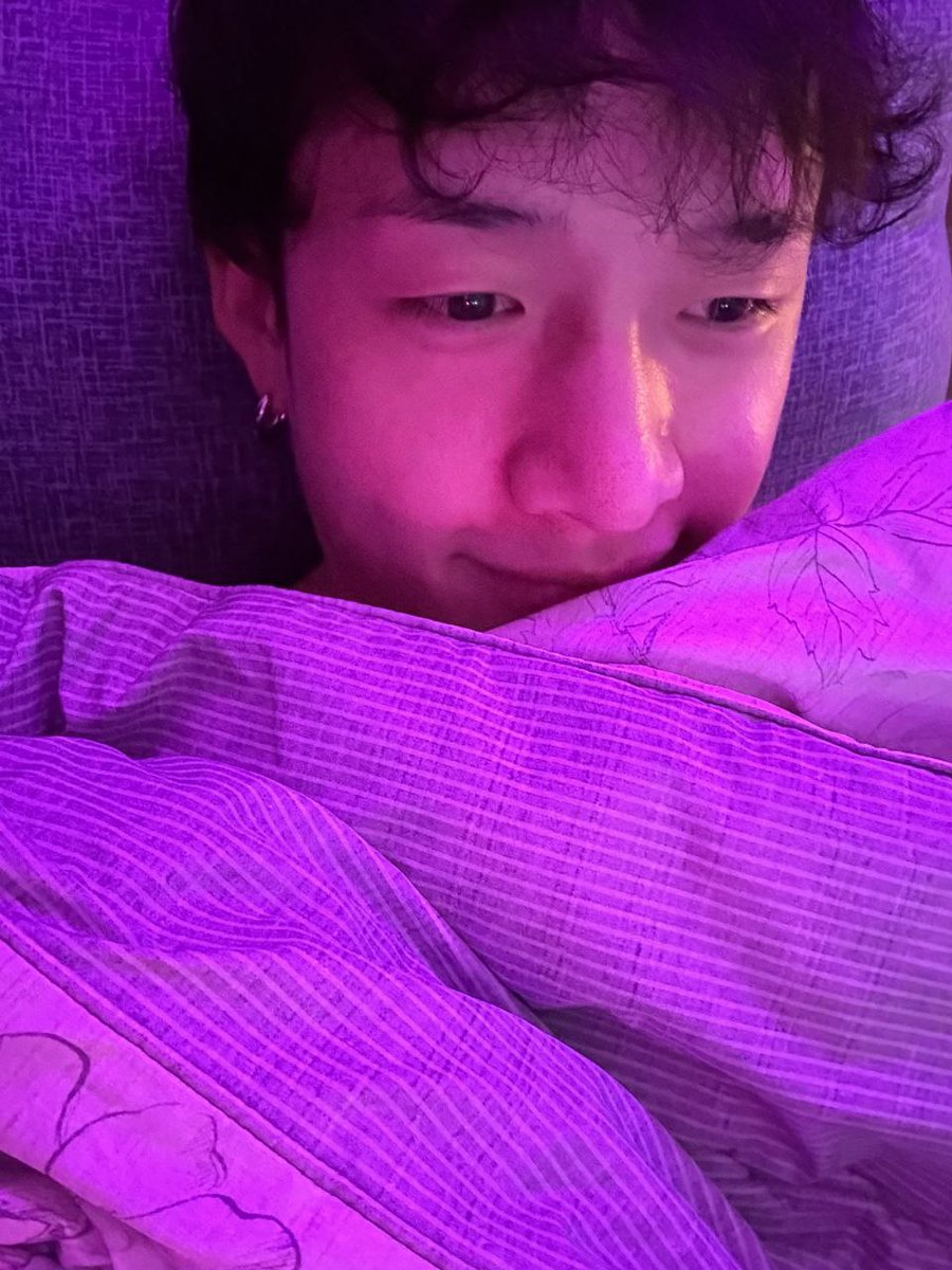 ОН ТАКОЙ МАЛЕНЬКИЙ БУБЛИК