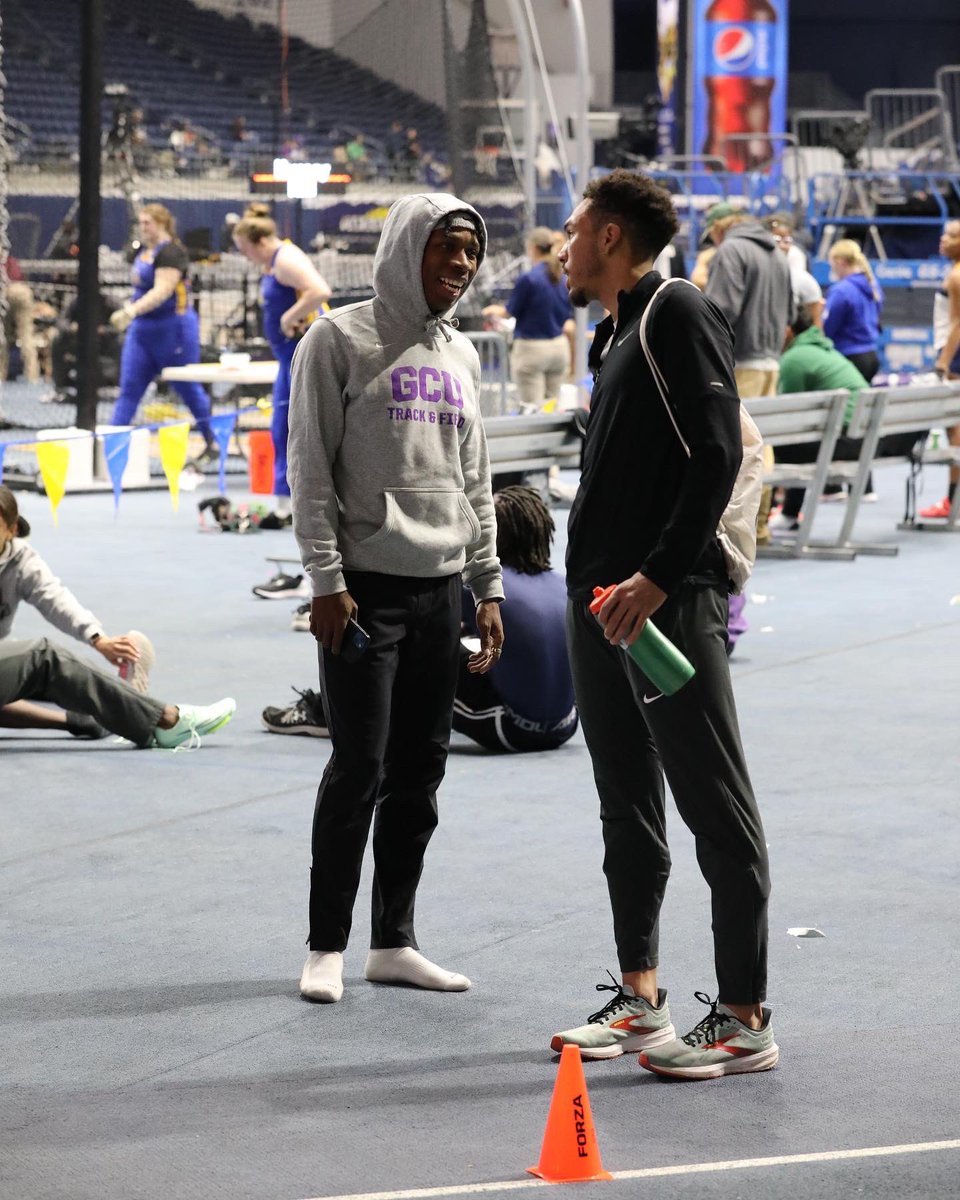 GCU_TrackXC's tweet photo. Friday’s Frames 📸
#LopesUp https://t.co/lxAyLDdW1K
