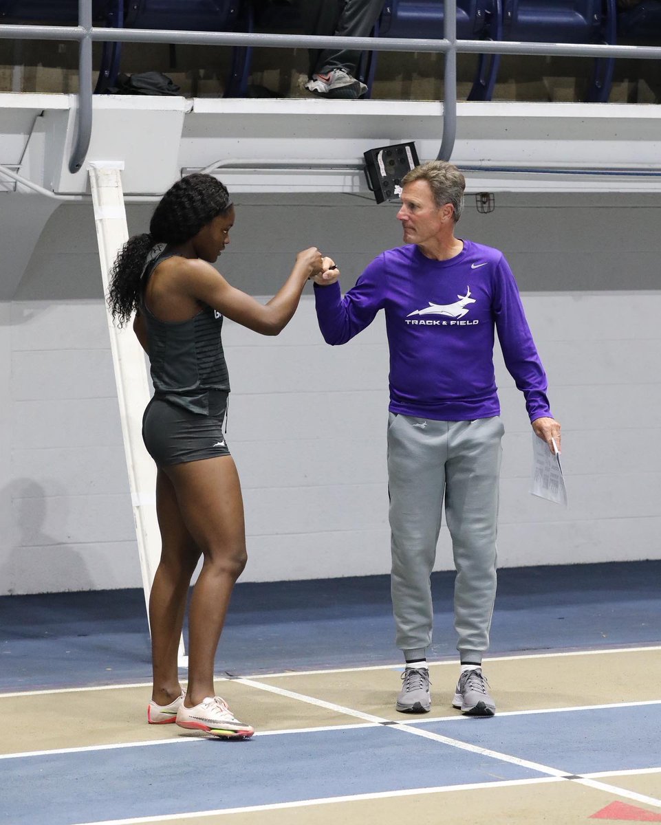 GCU_TrackXC's tweet photo. Friday’s Frames 📸
#LopesUp https://t.co/lxAyLDdW1K
