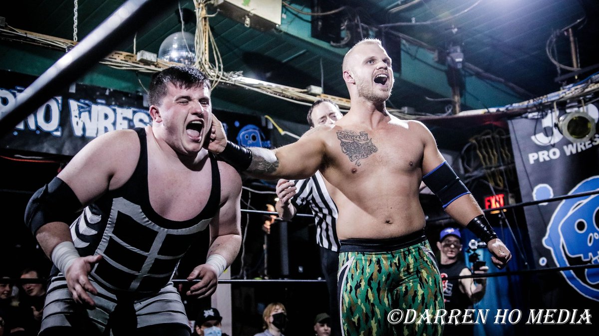 DarrenHoMedia's tweet photo. Devon Shooter vs. @ElliotTyler_ at @365pw's 'Holiday Hangover' at #TheCarltonPerformingArtsHub in Esquimalt on Jan. 7th.
#365pw #365pro #365prowrestling #DevonShooter #ElliottTyler #independentwrestling #prowrestling #professionalwrestling #prowrestlingphotography # #wwe #aew https://t.co/vhsbRKyfnq