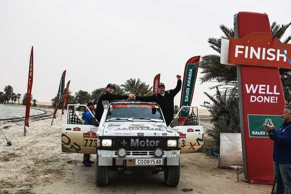MASMOTOR's tweet photo. Etapa 13 acabada!!!!, Ya hemos terminado los cronometrado!!, Mañana acabamos!!!!, Hemos quedado los 23 en la general y el 10 dentro de nuestra categoría dentro de los Classic . Gracias @dakar Classic!!!! https://t.co/Ygcb9Z0FyU