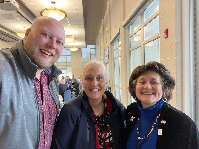 Sarah4Va's tweet photo. Having fun with @RotaryFairfax training today! @Rotary 
#serviceaboveself https://t.co/CdXgIEyBch