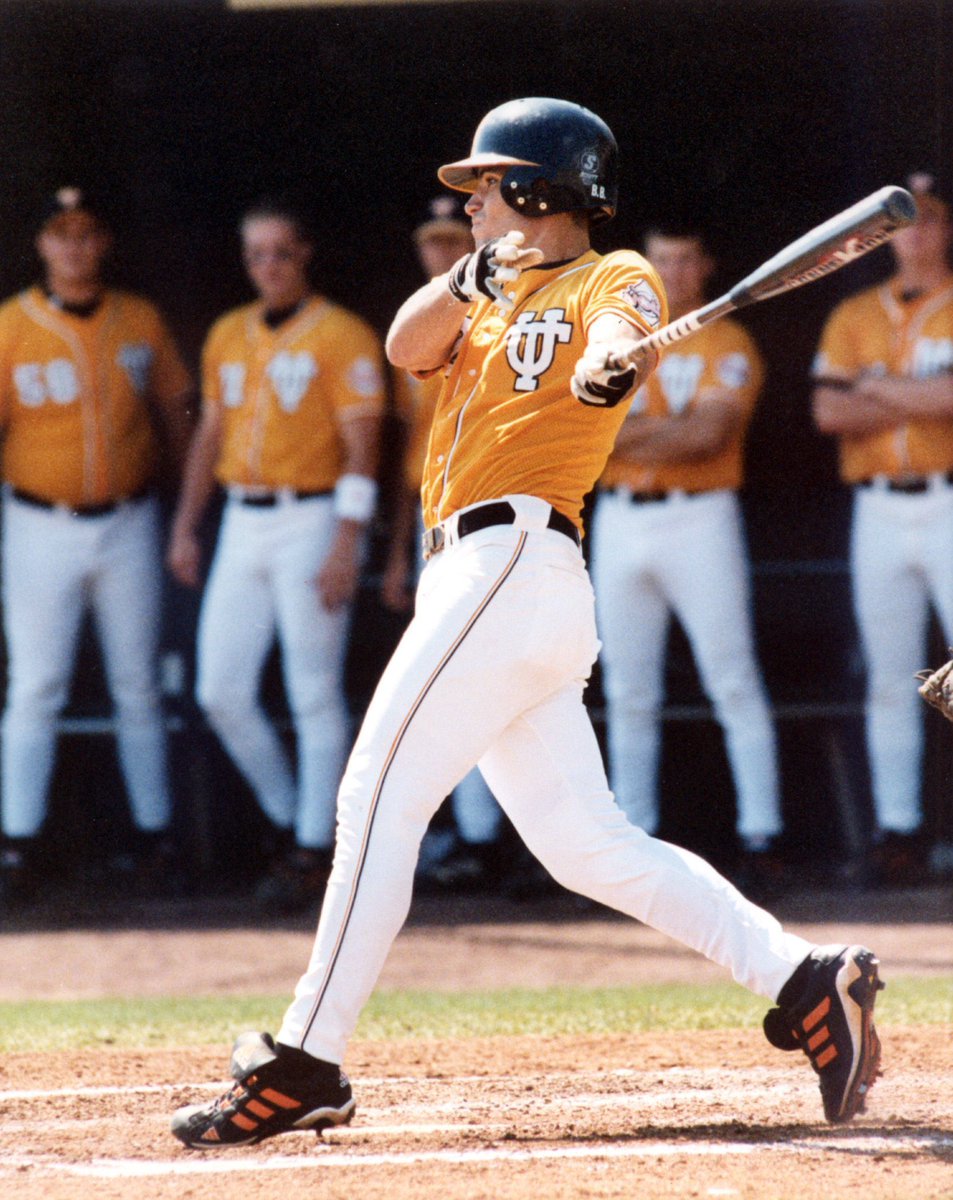 callum_vol's tweet photo. Now that Lofton has officially had his number retired let's get working on Chris Burke

Unanimous SEC Player of the Year ✅
Three time All-American ✅
Career leader in a major statistical category ✅

@AD_DannyWhite @DondePlowman https://t.co/llA3ZJkUHq