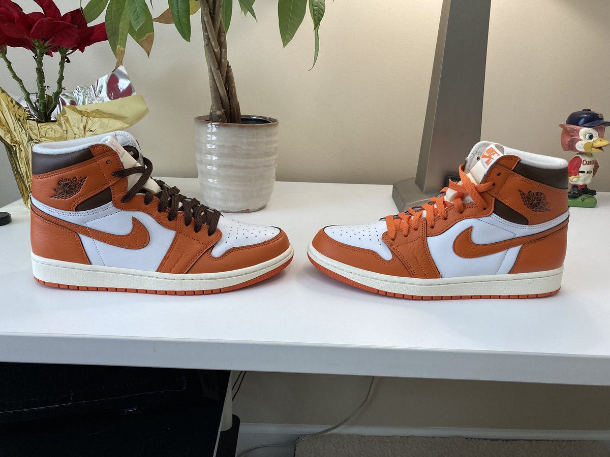 Do we prefer the brown or orange shoelaces laces? #Browns