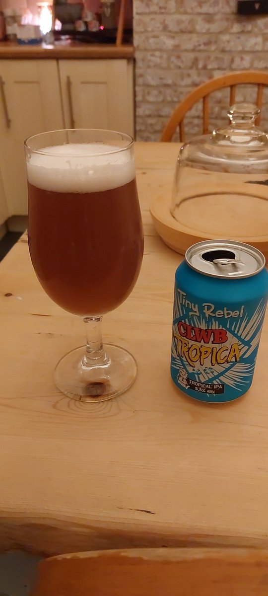joysig1's tweet photo. @tinyrebelbrewco 2 out of the 4 a weird colour https://t.co/iuLyxWDUL9