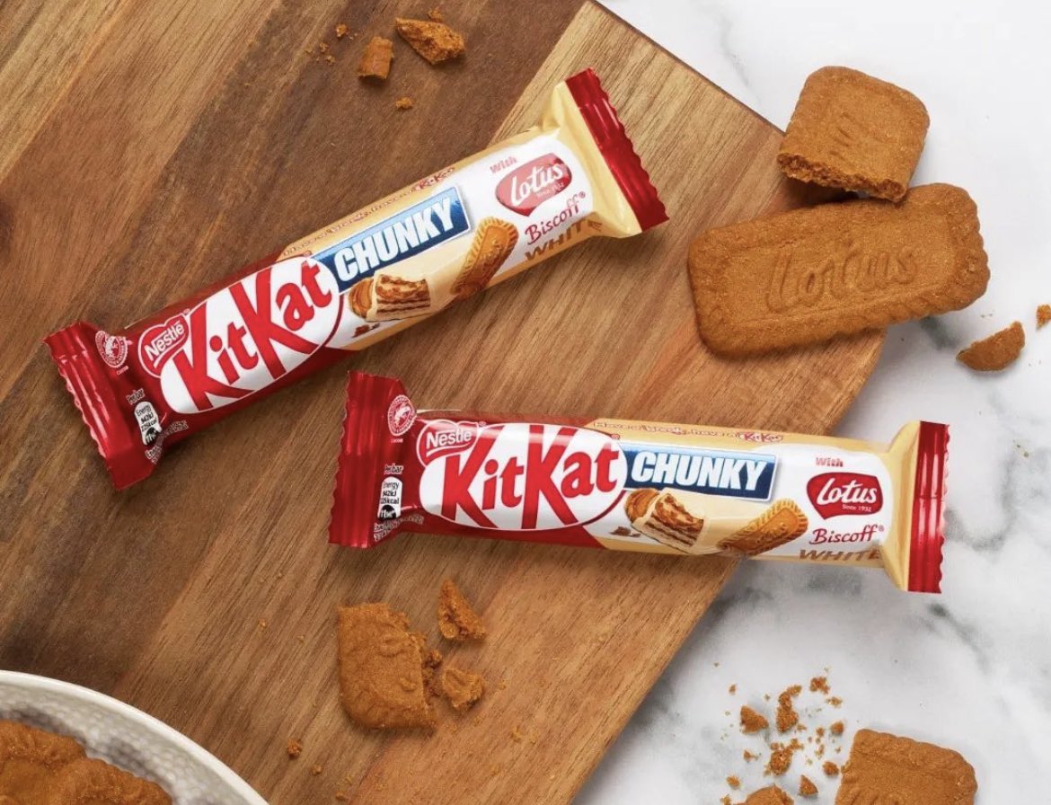 Coming to Tesco soon! 🤍🤍 <a href="/Tesco/">Tesco</a> @lotusbiscoffUK <a href="/KITKAT/">KITKAT</a> #kitkat #whitechocolate #lotus #biscoff #kitkatchunky