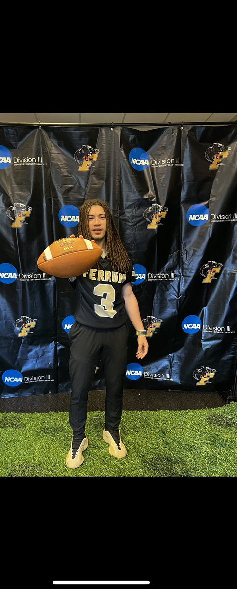Kaleb_Shelton3's tweet photo. After a great visit I’m Blessed to received my 3rd offer from Ferrum College @coachcadamsFC @Coach_Mac22 https://t.co/uzwNQSmmN0
