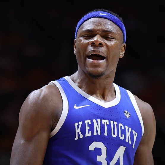 CBSSportsCBB's tweet photo. Kentucky just notched its first road win when unranked against an AP Top 5 ranked team‼️ https://t.co/34cNwzw9mD