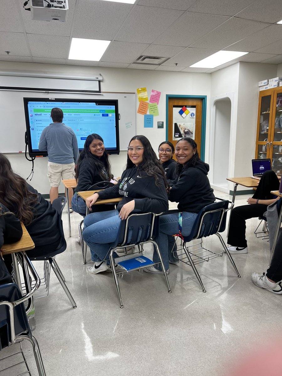 STATE BOUND!!! Congratulations to our Sports Medicine team for qualifying for the state competition! Let’s show them what El Paso is made of! <a href="/SunCityATA/">SCATA</a> <a href="/MontwoodHS/">David Herrera</a> <a href="/SocorroISD/">Socorro ISD</a>