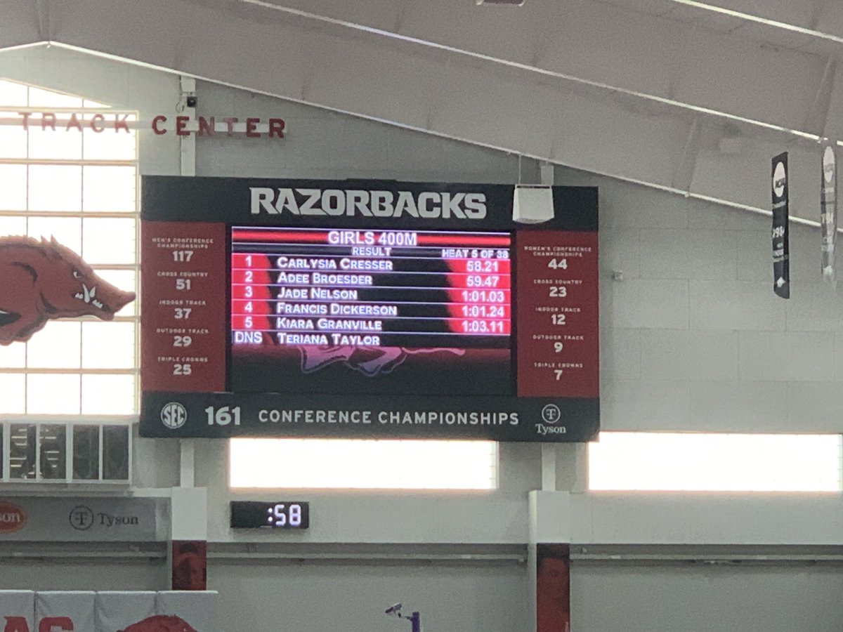 LSWGirlsTF's tweet photo. Adee Broesder with a great effort at Arkansas in the 400! 29th place out of 193 and 59.47. ⁦@MoMileSplit⁩ https://t.co/9Nckd0XdK1
