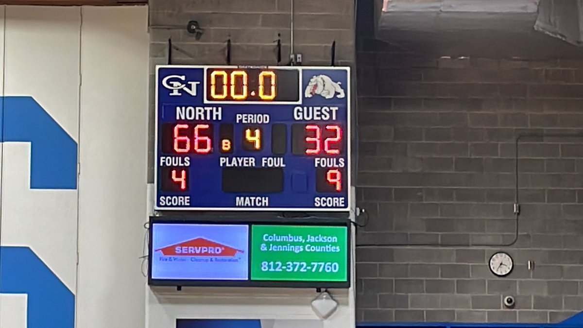 BulldogsCN's tweet photo. Final at varsity GBB vs Lawrenceburg. Great victory, Bull Dogs!
Emma Long had 14 to lead the Dogs. Three others had 12. https://t.co/Z17rWzSmWz
