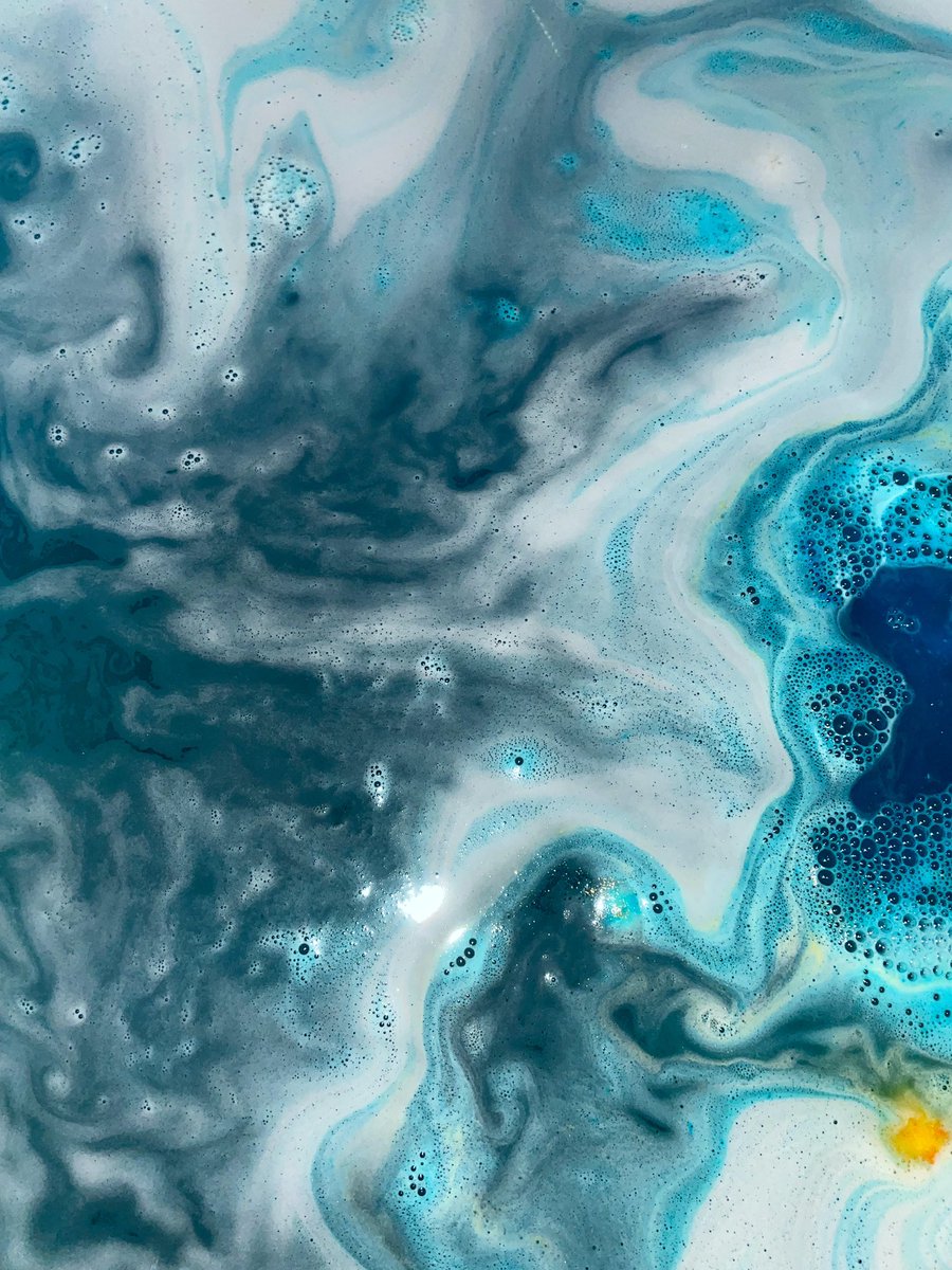 anesdaos's tweet photo. Galaxy 🛁 https://t.co/ckmVLyFBjh